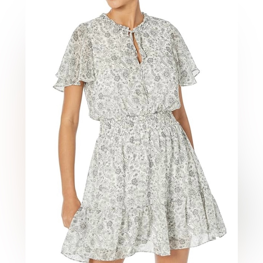 BCBG GENERATION flare skirt dress.